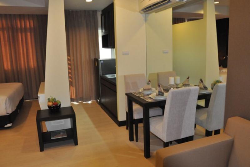 Kokotel Bangkok Dheva Thonglor Exterior foto